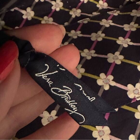 Vera Bradley Floral Nightingala Shoulder Bag. - Picture 2 of 8